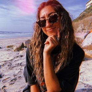 Meet your Posher, Jocelyn